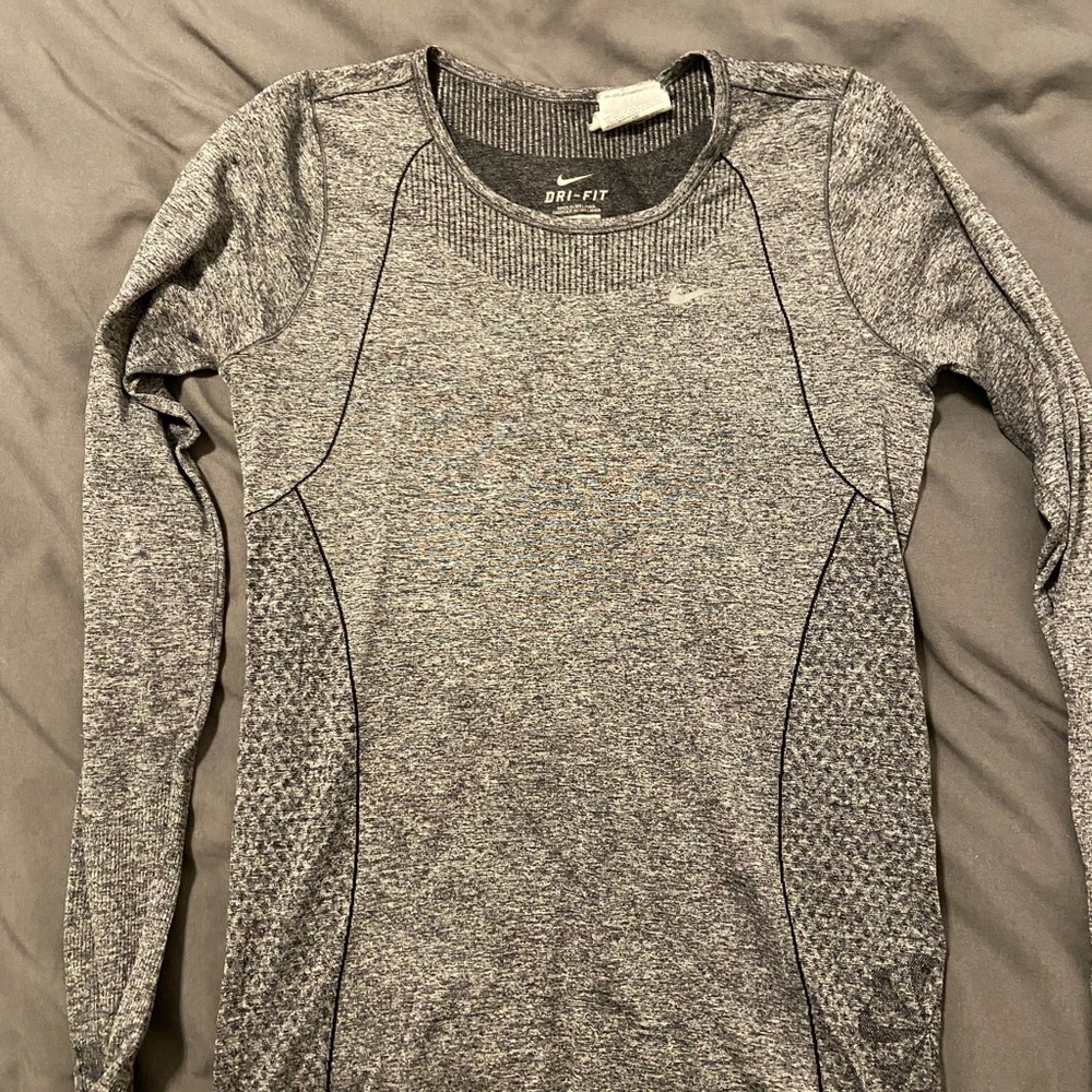 Gray Nike Dri-Fit Long sleeve